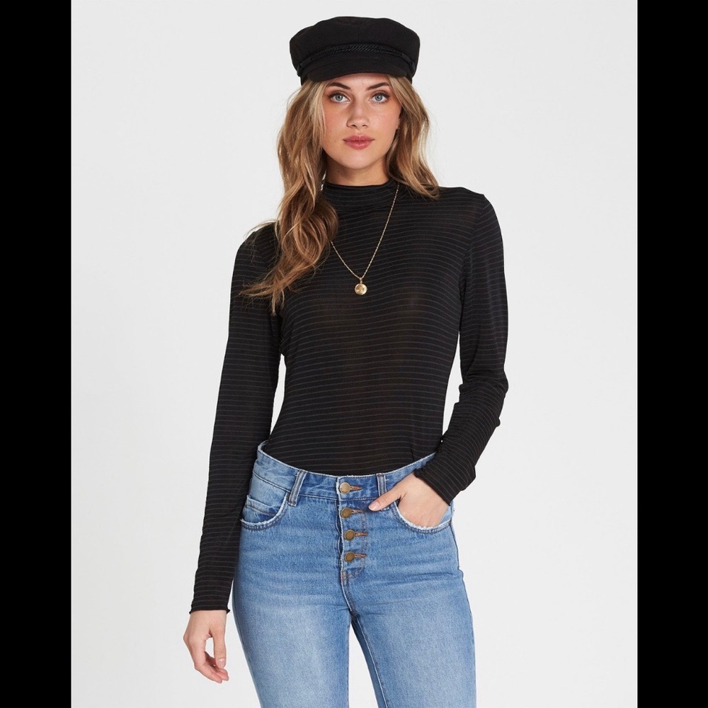 NWT Billabong Get Right Mock Neck Long Sleeve Top
